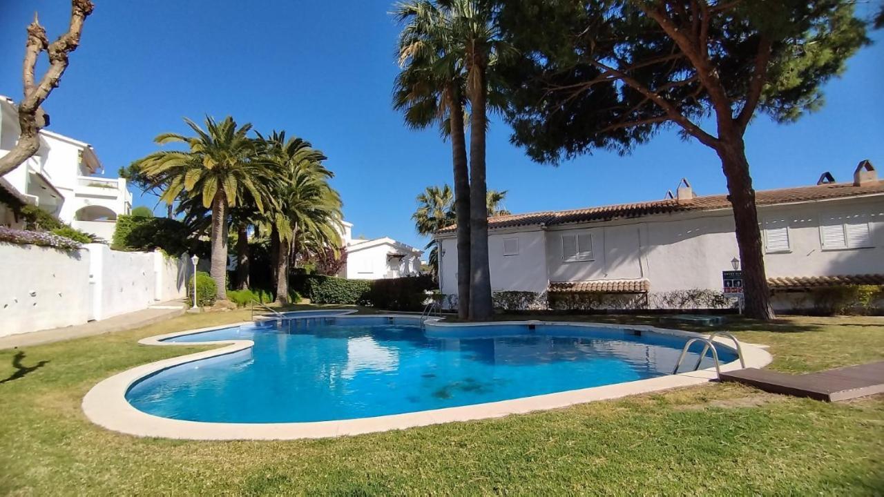Casas Blancas Salou Vila Exterior foto